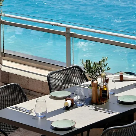 מלון Le Meridien 4*